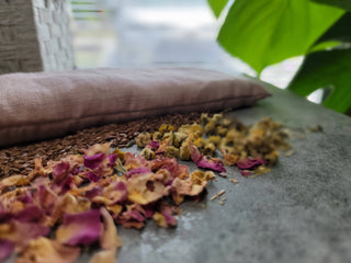 Aromatherapy Hot/Cold 100% Linen Eye Pillow - Calming Lavender Flowers