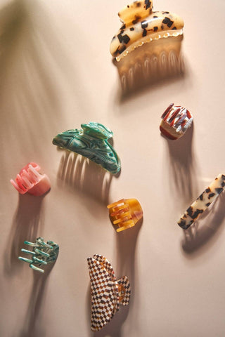 Midi Heirloom Claw in Tortoise Checker