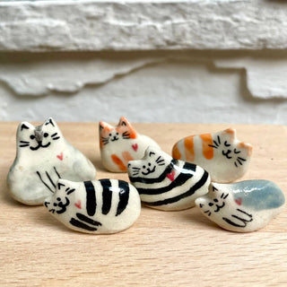 Tiny Hand-Sculpted Ceramic Cats with Heart – Assorted Designs