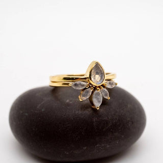 Baizaar | Brass Nesting Moonstone Ring Set