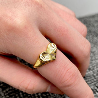 Heart Rays 18K Gold-Plated Signet Ring