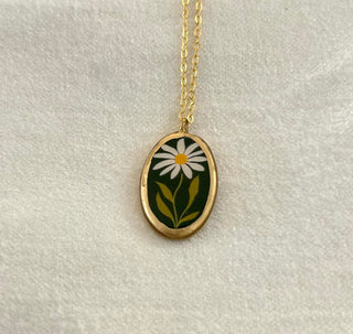 Delicate Vintage Style Brass Pendant Necklace