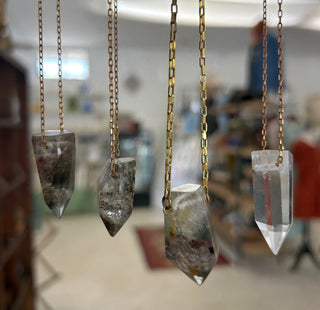Small Chunky Crystal Pendant Statement Necklace