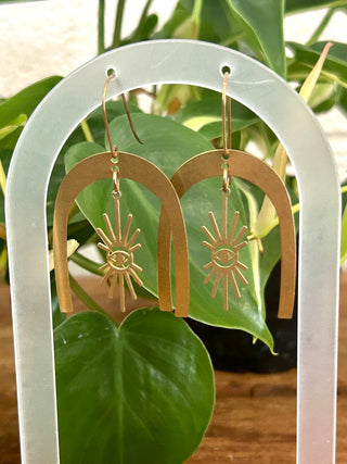 Long Eye Arch Earrings