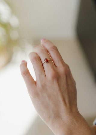 Red Garnet Oval Gemstone Ring - Gold