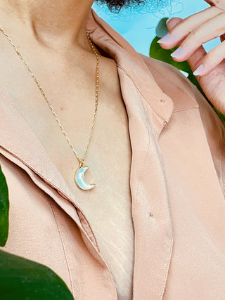 Indie South | Mother of Pearl Crescent Moon Necklace