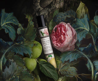 Tea Rose + White Apple - Perfume Oil